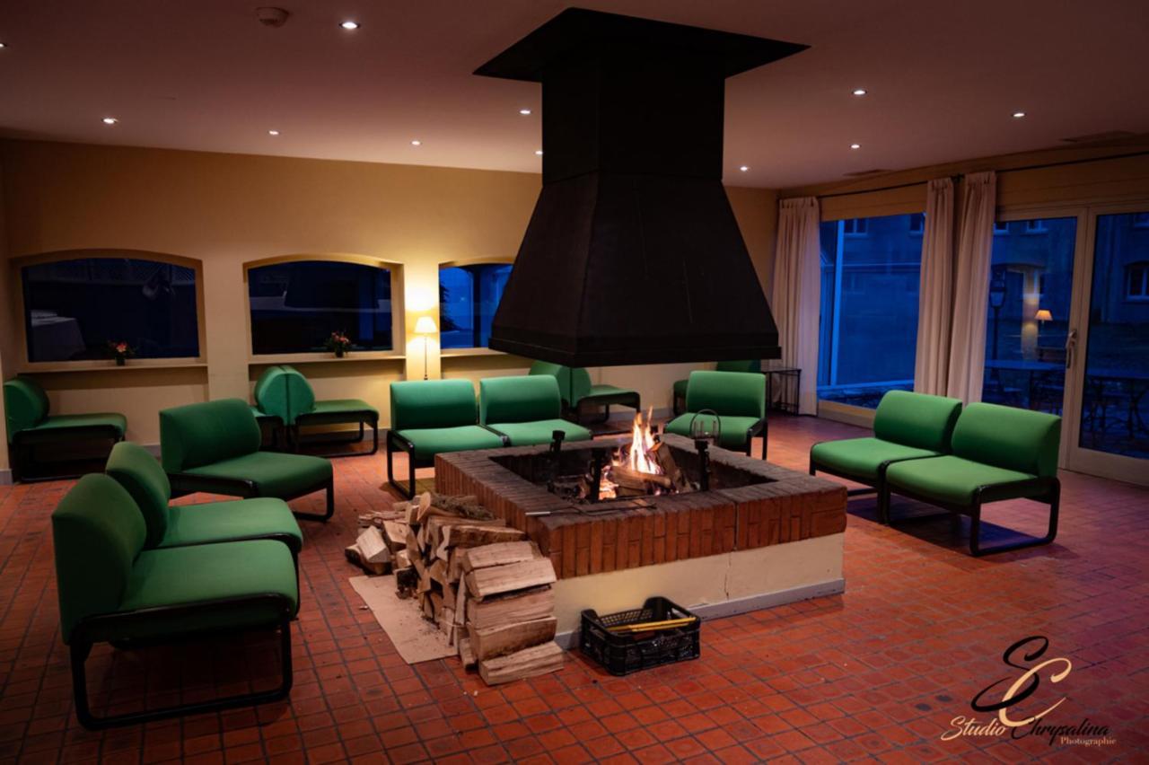 Hotel Causse Comtal Rodez, The Originals Relais Gages-le-Haut Екстер'єр фото